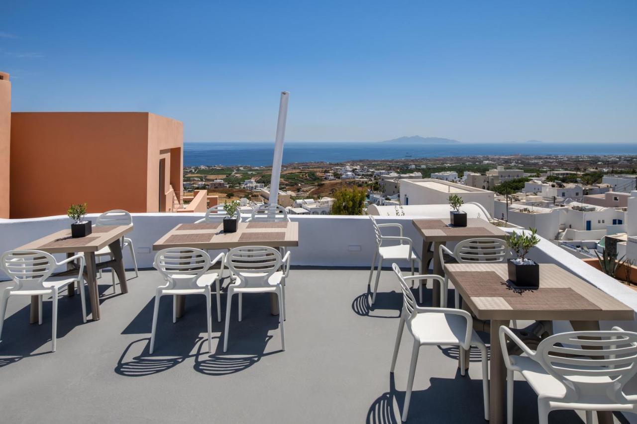 Hill Suites Fira  Exterior photo