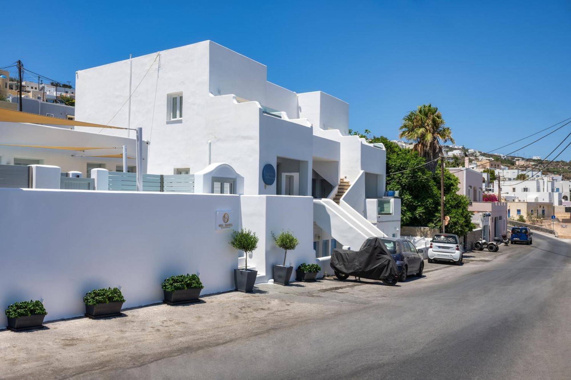 Hill Suites Fira  Exterior photo